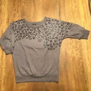 Leopard spot sweatshirt women’s size small